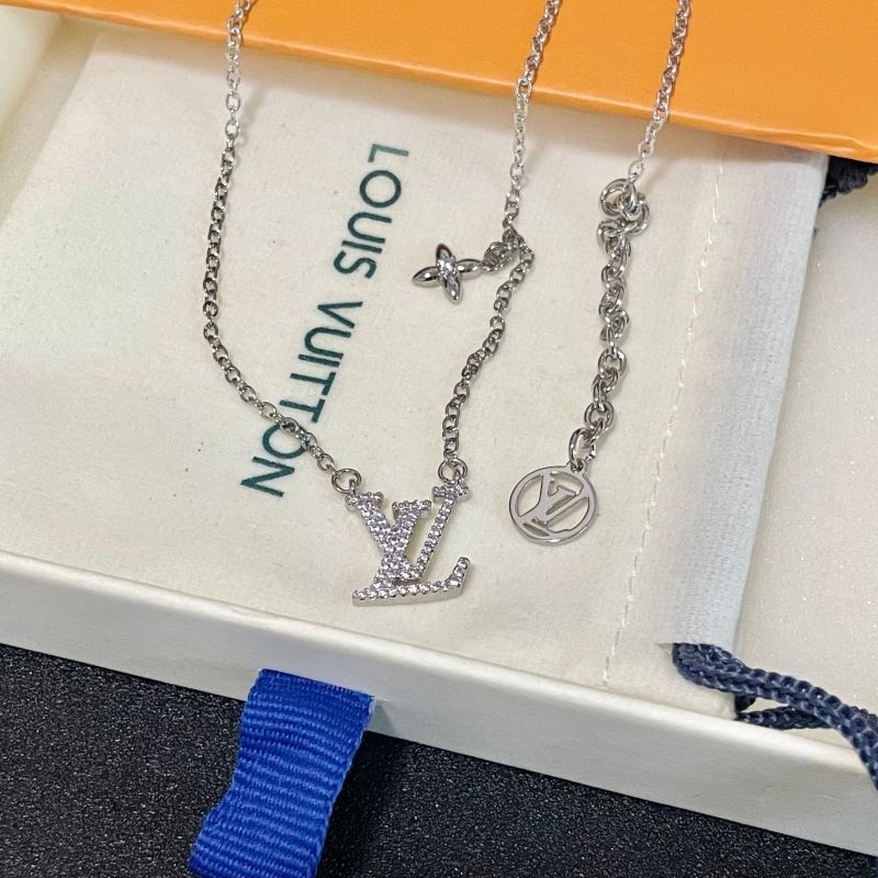 Louis Vuitton Necklaces